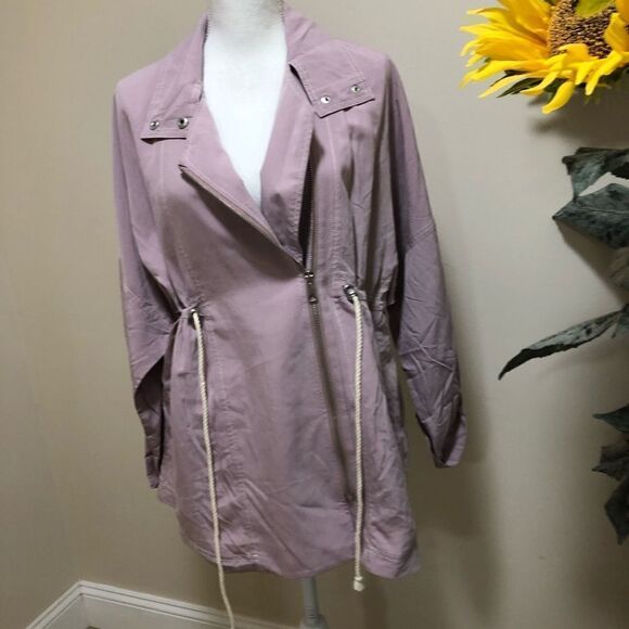 NWT Anthropologie Danuta Cupro Jacket size M/P L/P - Picture 4 of 8